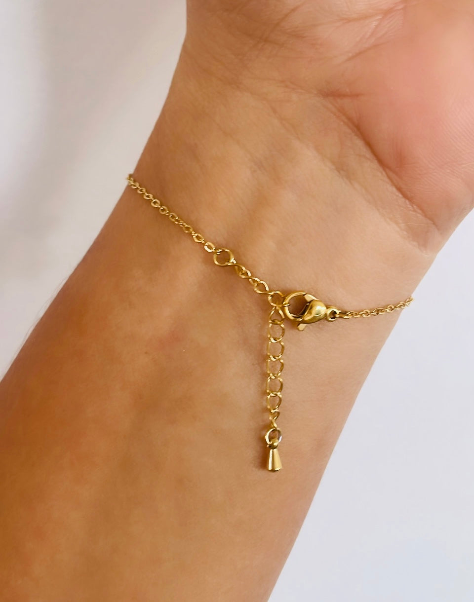 Green flower bracelet