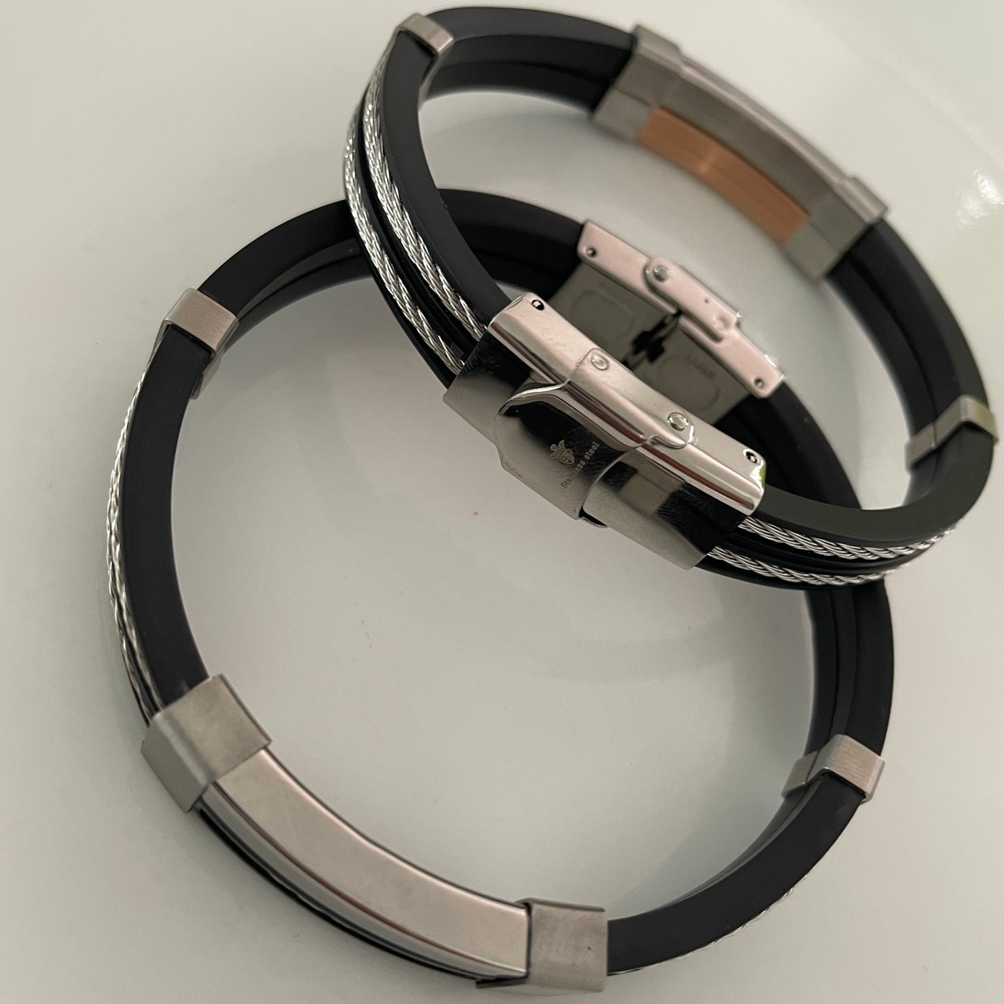 Rubber Silver or Gold Rose bracelet