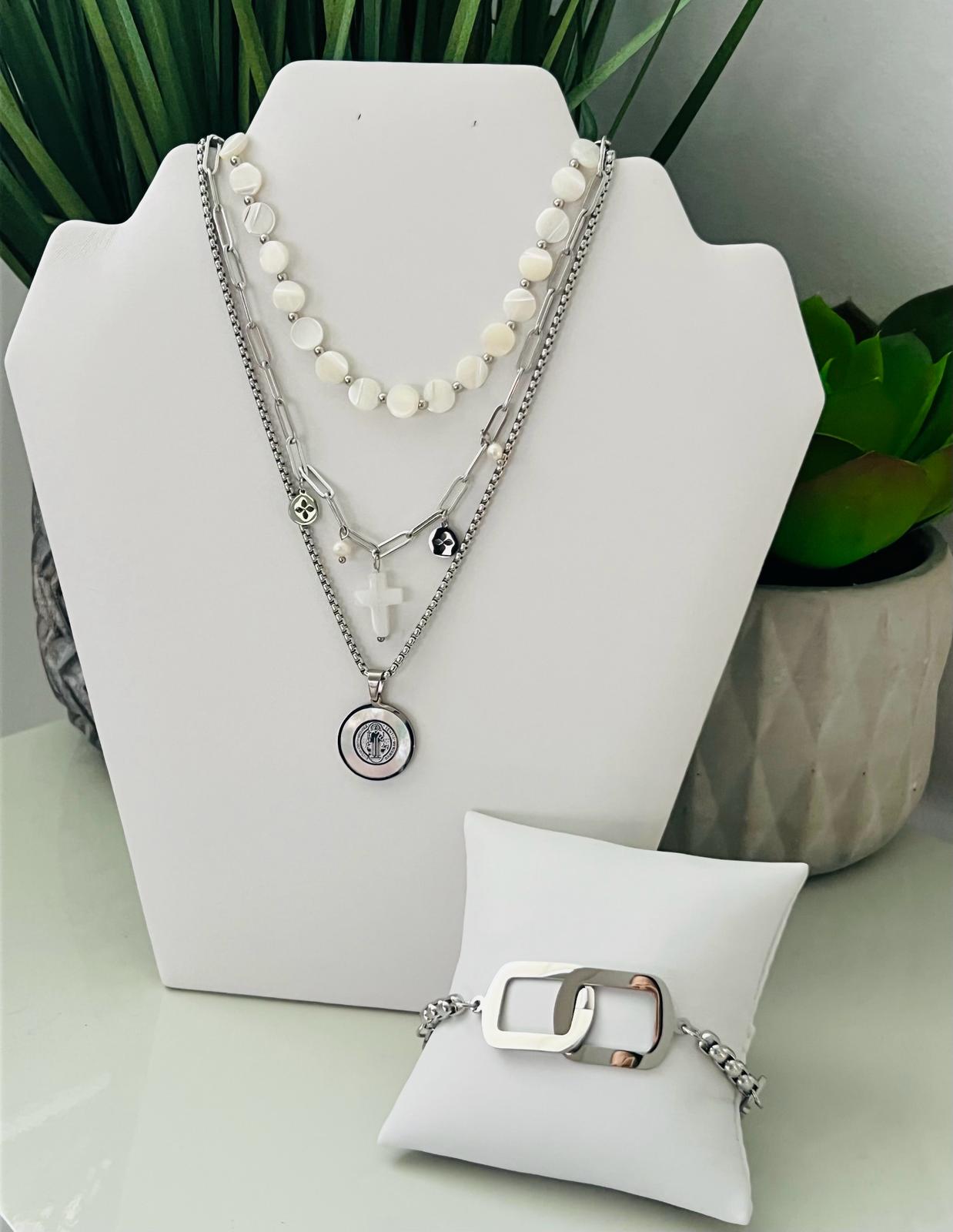 San Benito silver necklace