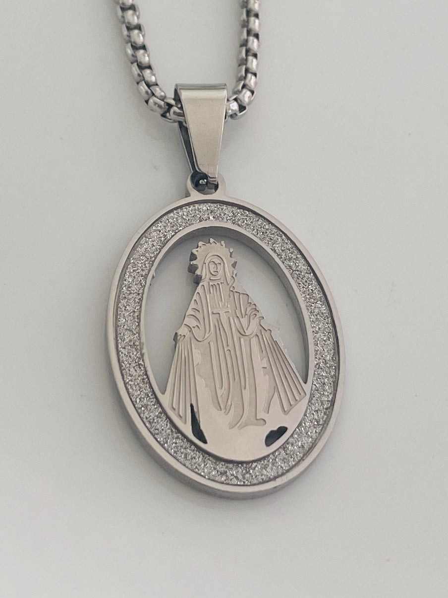 Stainless steel silver necklace