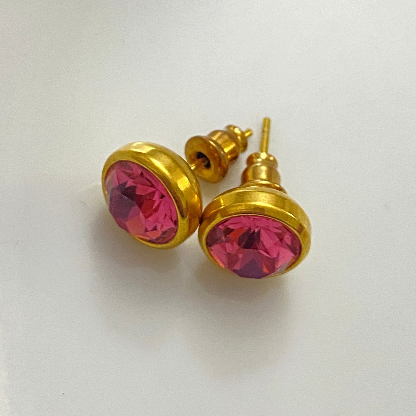 Small color Stud earrings