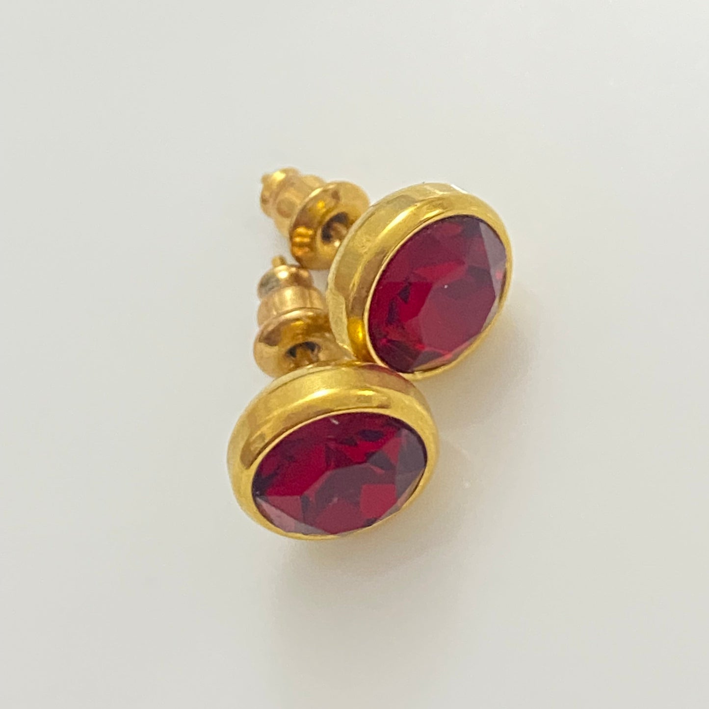 Small color Stud earrings