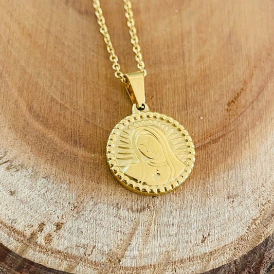 Gold "Virgen Maria "necklace