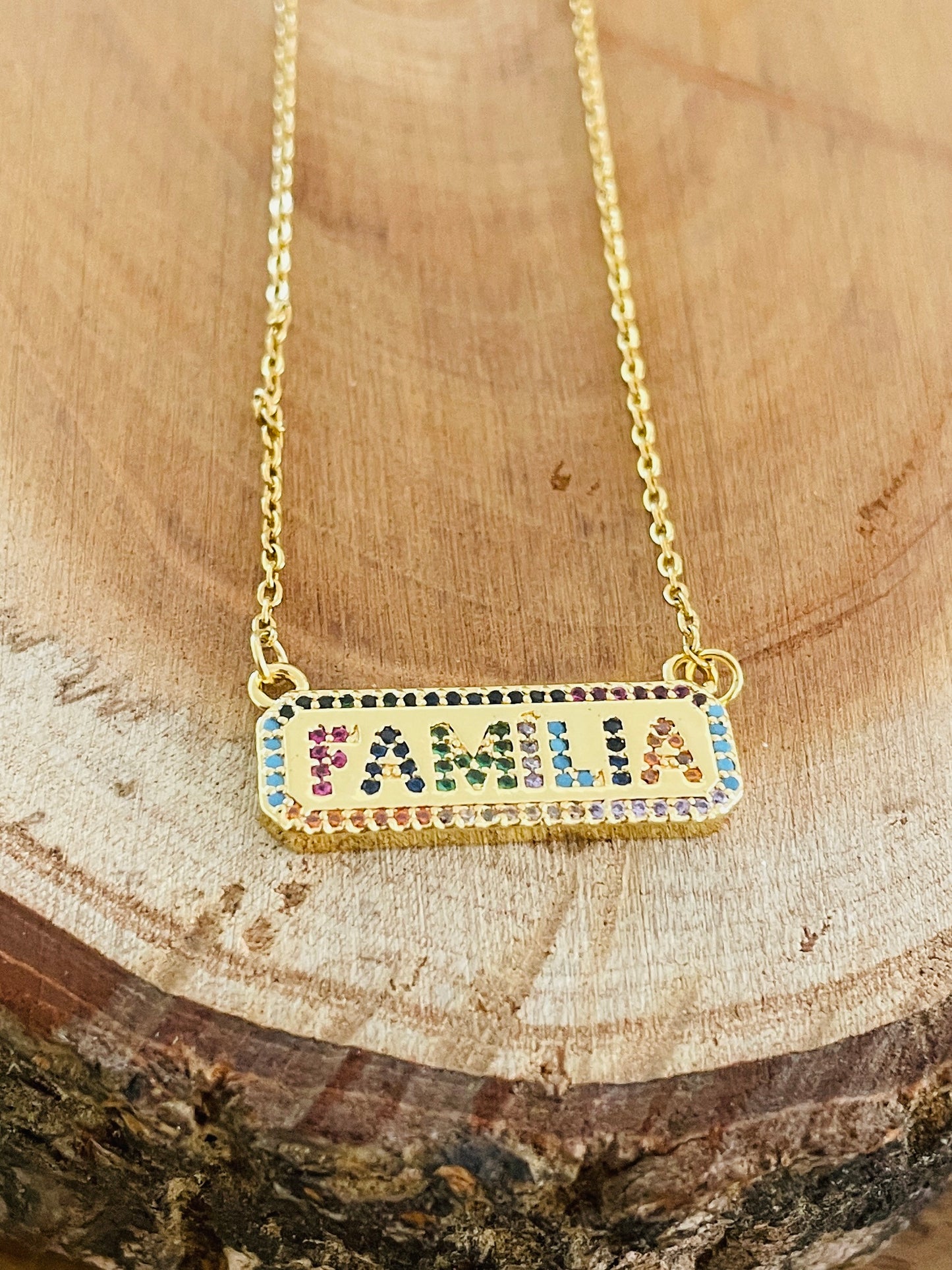 Familia rainbow necklace