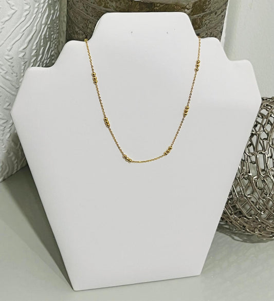 Cute simple basic necklace