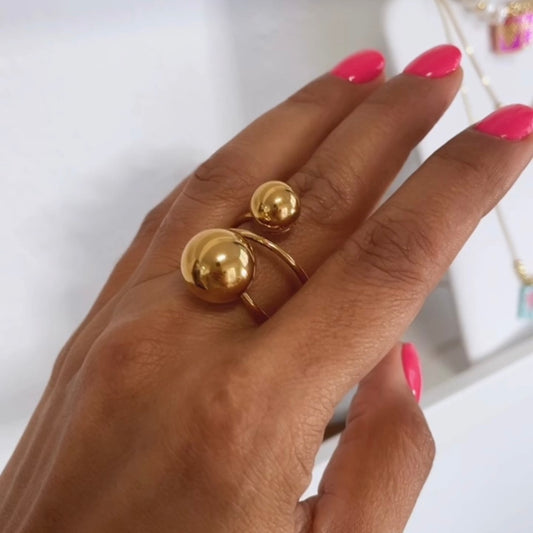 Doble bold gold ring