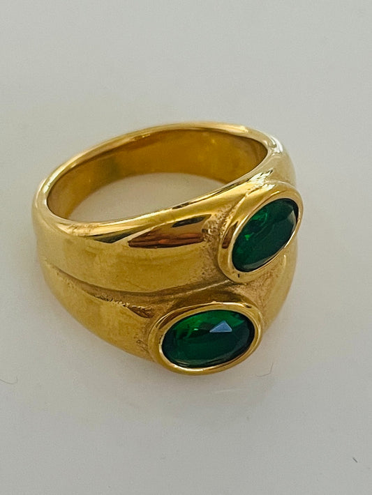 Doble green Gold ring