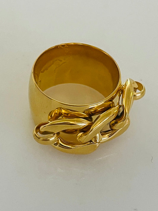 Gold chain ring