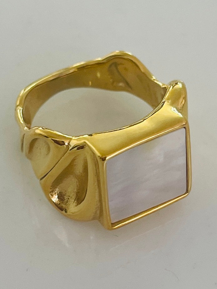 Opal little square gold ring