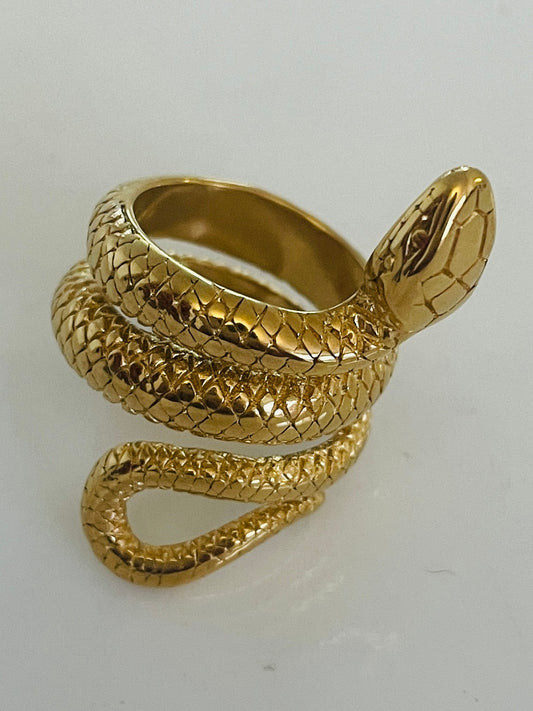 Snake gold ring