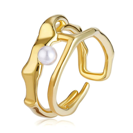 A dot of pearl ring